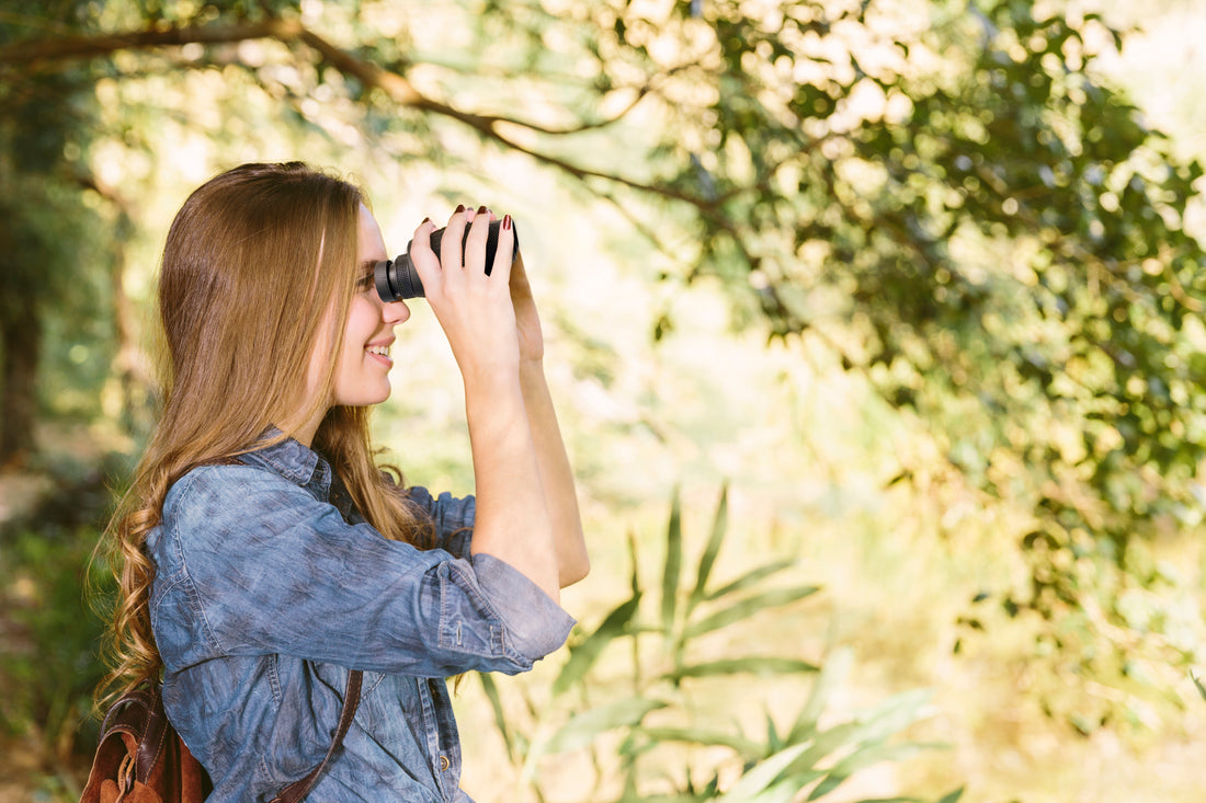 Why You Need a pair of binoculars？